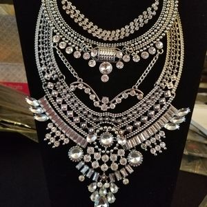 Statement necklace